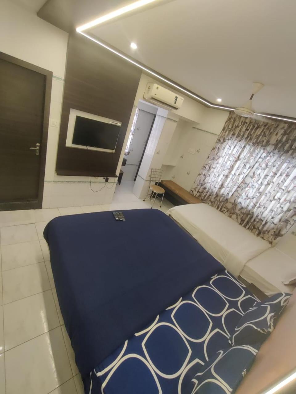 Hotel Aayush Residency 3*