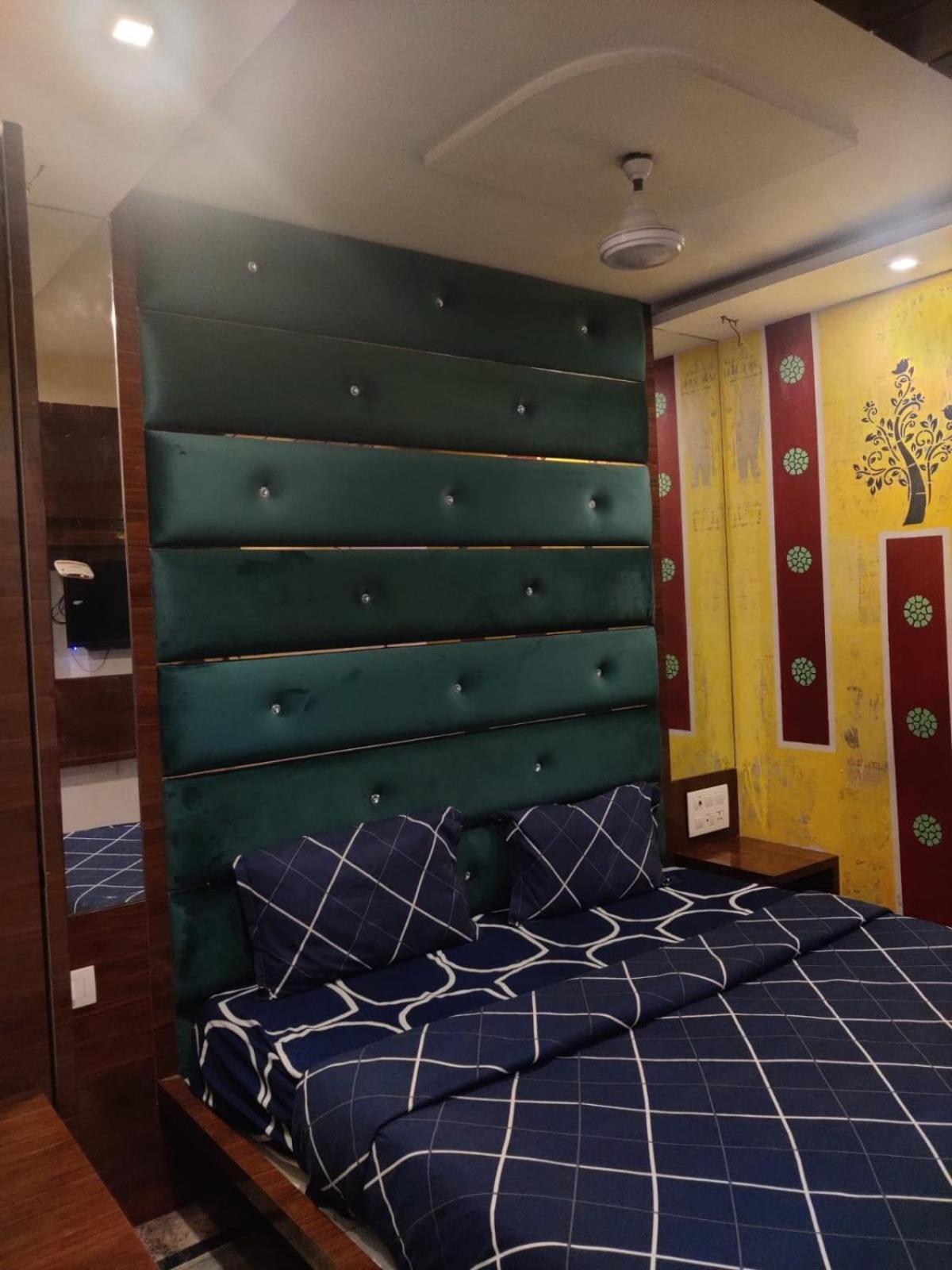 Hotel Aayush Residency